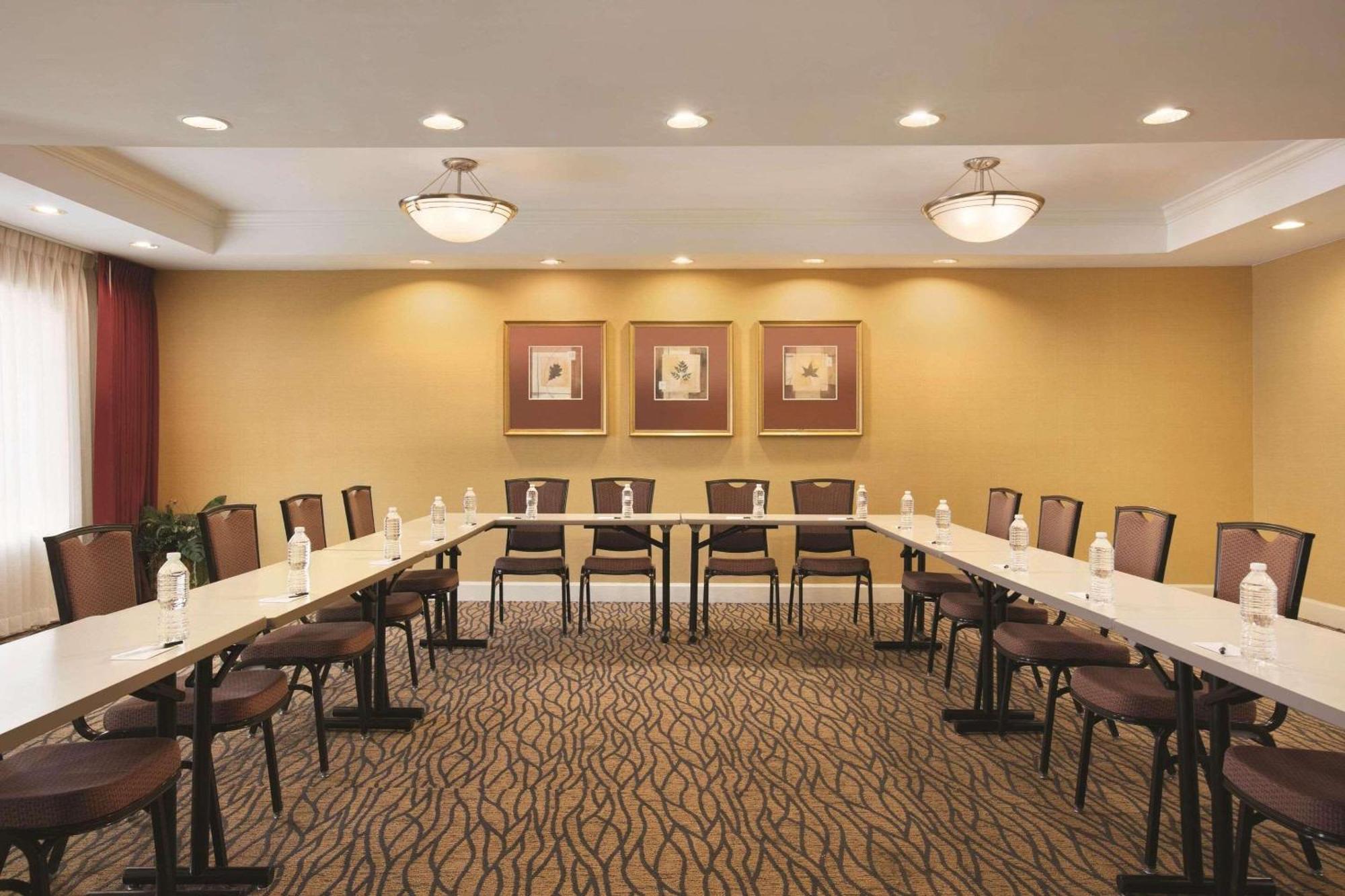 Country Inn & Suites By Radisson, Atlanta Airport North, Ga Exterior foto